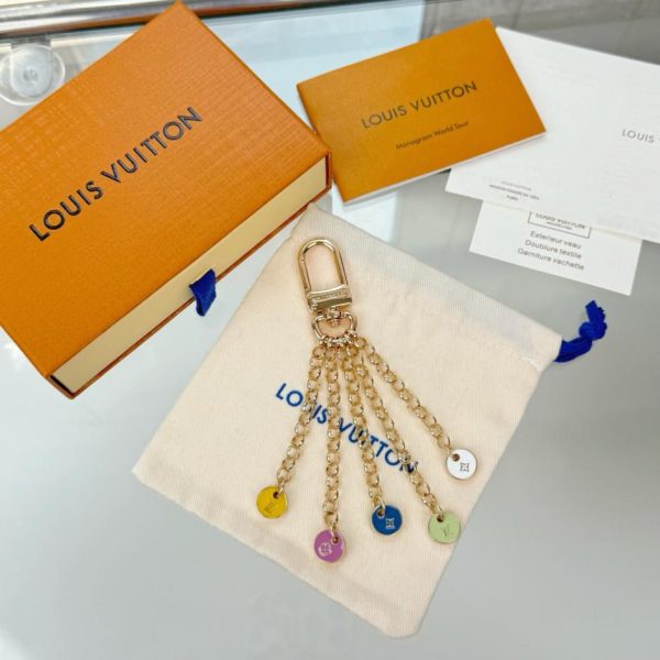 designer,replica,clothing,fake,1:1,lv,luxury,high quality LV Confetti Chain keychain (short style) bag accessory (T5XAUY)