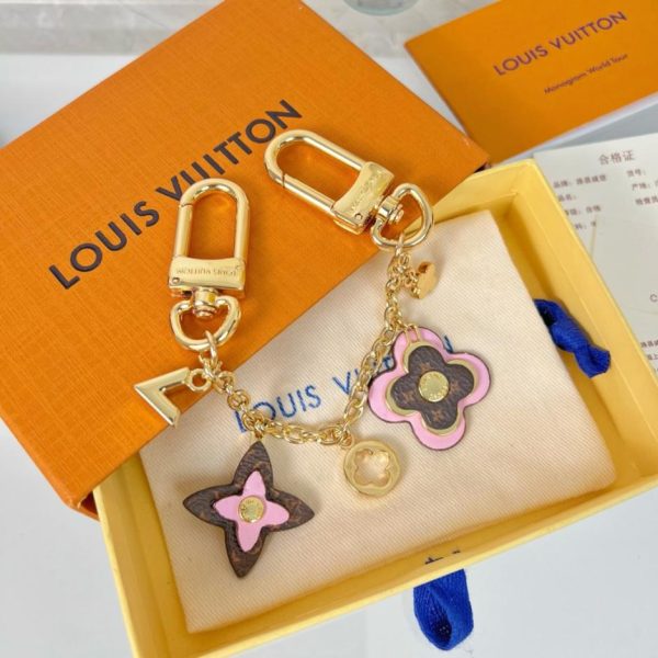 designer,replica,clothing,fake,1:1,lv,luxury,high quality LV bag charm, bag chain, keychain M01414 Blooming Flowers Chain (7MYLMR)