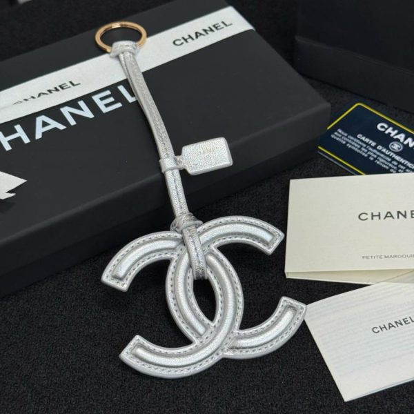 designer,replica,clothing,fake,1:1,lv,luxury,high quality New Chanel Spring Summer Mini Bag Charm in lambskin leather, classic double C design (CA841Z)