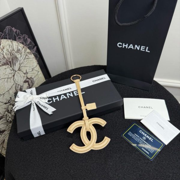 designer,replica,clothing,fake,1:1,lv,luxury,high quality New Chanel Spring Summer Mini Bag Charm, made of lambskin, featuring the classic double C design (S4CVKQ).