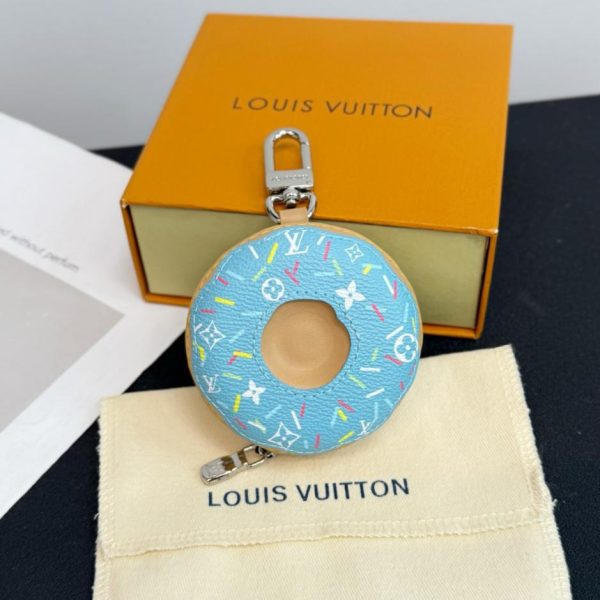 designer,replica,clothing,fake,1:1,lv,luxury,high quality Louis Vuitton’s new mini donut pendant (LXVD0O)