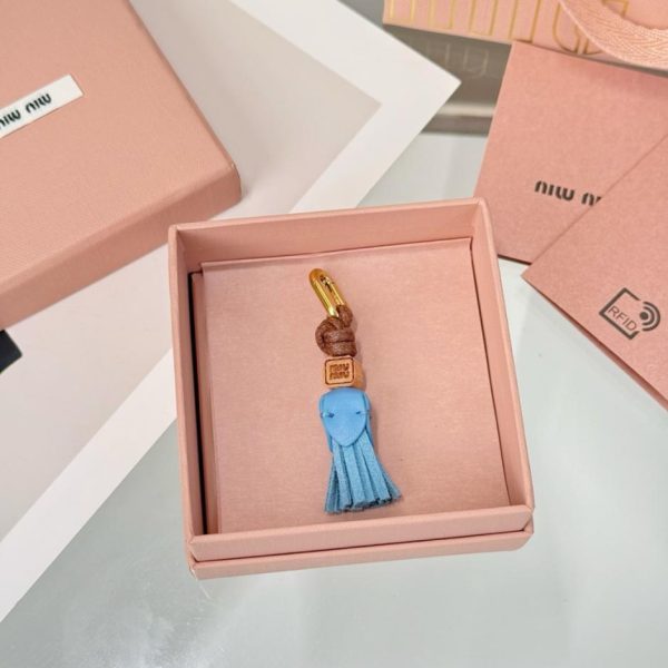 designer,replica,clothing,fake,1:1,lv,luxury,high quality New MIUMIU Mini Tassel Shoe Accessories (CSS162)
