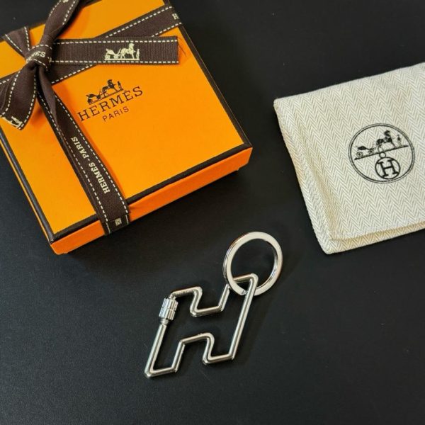 designer,replica,clothing,fake,1:1,lv,luxury,high quality New HERMES Too Speed ​​H Letter Keychain Car Keychain (4LFXLY)