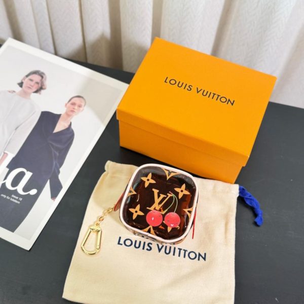 designer,replica,clothing,fake,1:1,lv,luxury,high quality New LV transparent cherry square coin purse M19493 (RDSM4V)