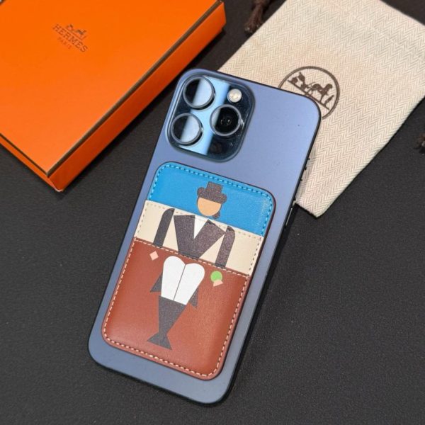 designer,replica,clothing,fake,1:1,lv,luxury,high quality New Hermès packaging: HERMES “Denim” MagSafe magnetic card holder (M5LISW)