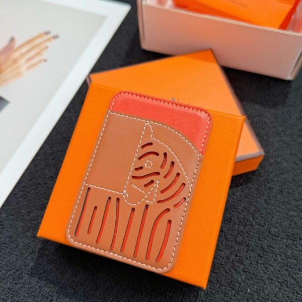 designer,replica,clothing,fake,1:1,lv,luxury,high quality New HERMES MagSafe Magnetic Card Holder (NHZE8A)