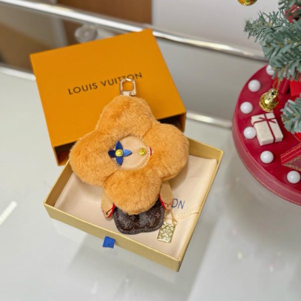 designer,replica,clothing,fake,1:1,lv,luxury,high quality Louis Vuitton Red VIVIENNE Sunflower Mink Keychain (4SE4NU)