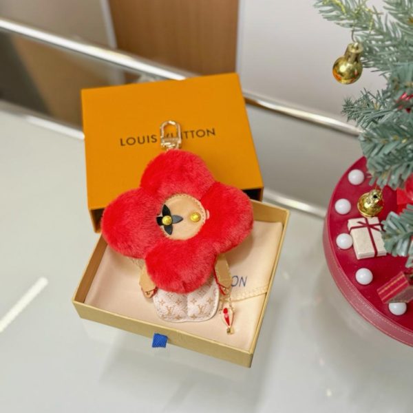 designer,replica,clothing,fake,1:1,lv,luxury,high quality Louis Vuitton Red VIVIENNE Sunflower Mink Keychain (CDERMS)