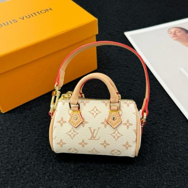 designer,replica,clothing,fake,1:1,lv,luxury,high quality Louis Vuitton mini handbag charm (3D44ZQ)
