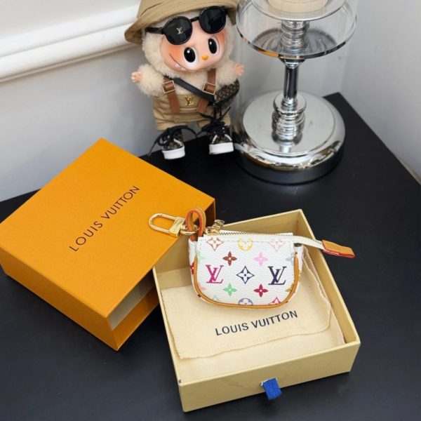 designer,replica,clothing,fake,1:1,lv,luxury,high quality New Arrival M02460 Louis Vuitton xTM MICRO POCHETTE Mini Clutch Bag Charm (HZG1Y2)
