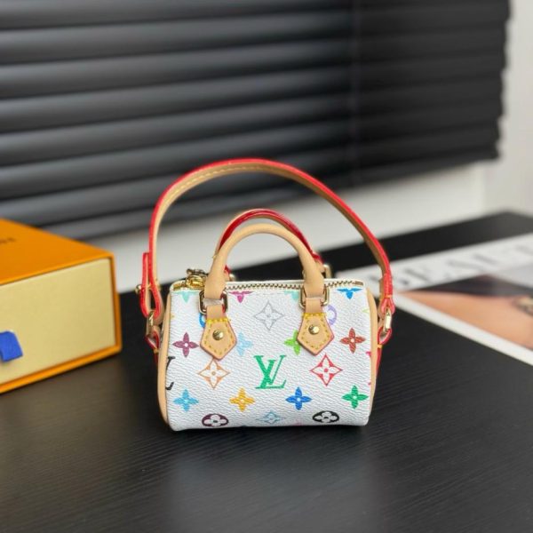 designer,replica,clothing,fake,1:1,lv,luxury,high quality LV handbag charm with SPEEDMONOGRAM design, M01882(TR9E1H)