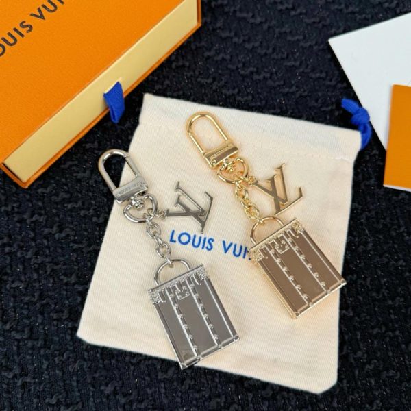 designer,replica,clothing,fake,1:1,lv,luxury,high quality New LOUIS VUITTON mini trunk charm (GCHJZ6)