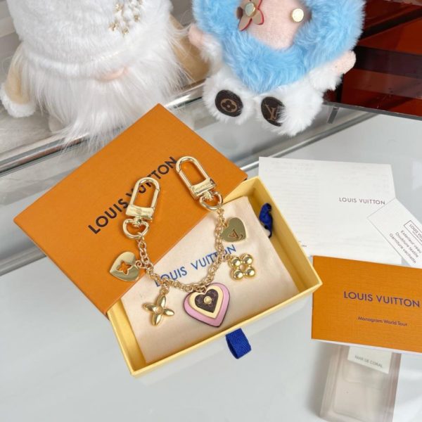 designer,replica,clothing,fake,1:1,lv,luxury,high quality New LV Valentine’s Day floral bag chain (2SBTKE)