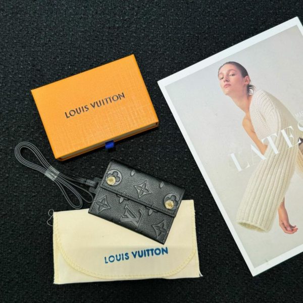 designer,replica,clothing,fake,1:1,lv,luxury,high quality New product: M83153LV lanyard-style business card holder (SUM7TQ)