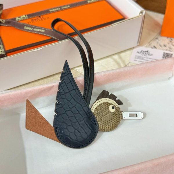 designer,replica,clothing,fake,1:1,lv,luxury,high quality New Hermes Bird charm for Hermes crocodile and bird bag (K8GRQL)