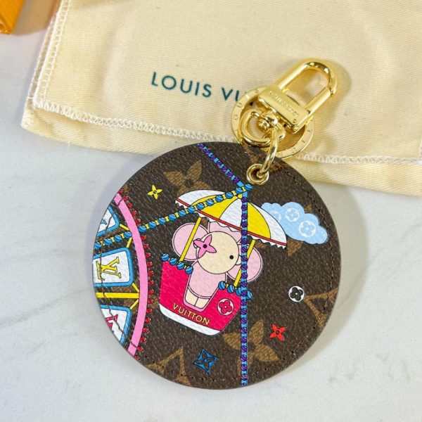designer,replica,clothing,fake,1:1,lv,luxury,high quality LV keychain, round tag keychain, ILLUSTRE CHINA WALL XMAS bag charm and keychain (D3C69K)