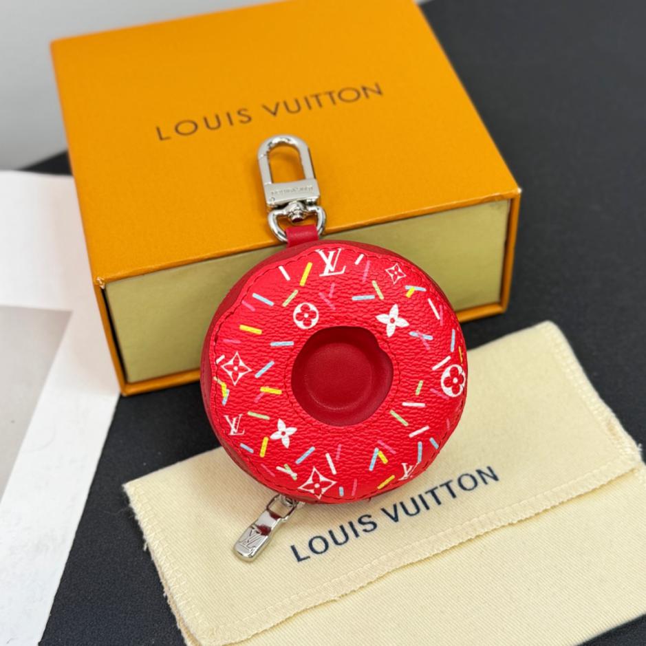designer,replica,clothing,fake,1:1,lv,luxury,high quality Louis Vuitton’s new mini donut pendant (W70K0B) designer,replica,clothing,fake,1:1,lv,luxury,high quality Louis Vuitton’s new mini donut pendant (W70K0B)