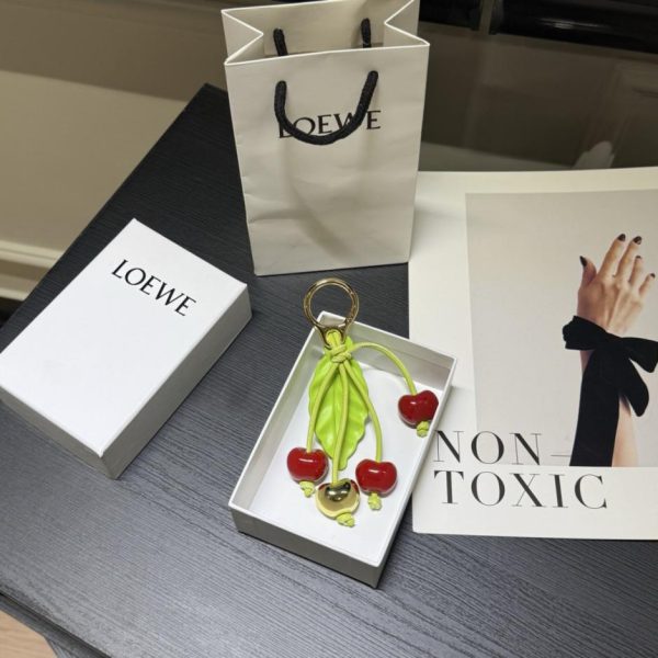 designer,replica,clothing,fake,1:1,lv,luxury,high quality Loewe Energetic Cherry Blossom Pendant (1VFC6F)