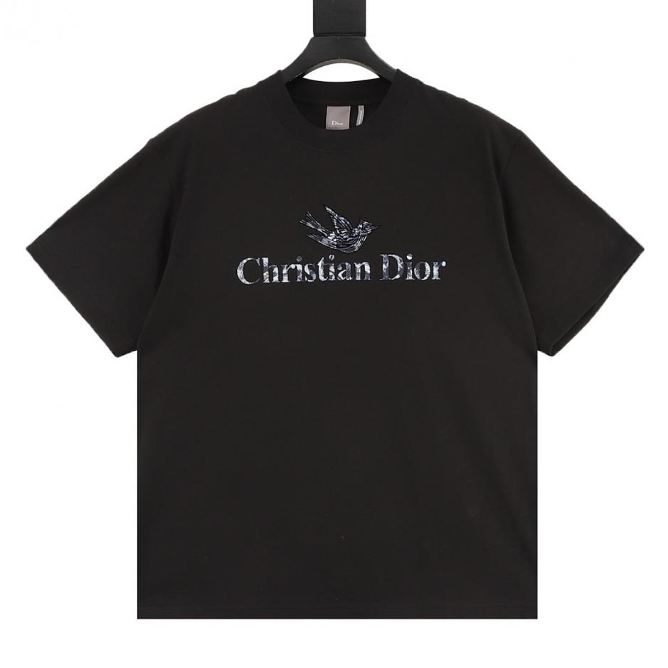 designer,replica,clothing,fake,1:1,lv,luxury,high quality Dior Ink Painting Bird Print Letter Short-Sleeve T-Shirt (0W3RU) designer,replica,clothing,fake,1:1,lv,luxury,high quality Dior Ink Painting Bird Print Letter Short-Sleeve T-Shirt (0W3RU)