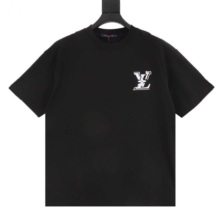 designer,replica,clothing,fake,1:1,lv,luxury,high quality Louis Vuitton short-sleeved shirt with embroidered logo on the front and back (YAWCG) designer,replica,clothing,fake,1:1,lv,luxury,high quality Louis Vuitton short-sleeved shirt with embroidered logo on the front and back (YAWCG)