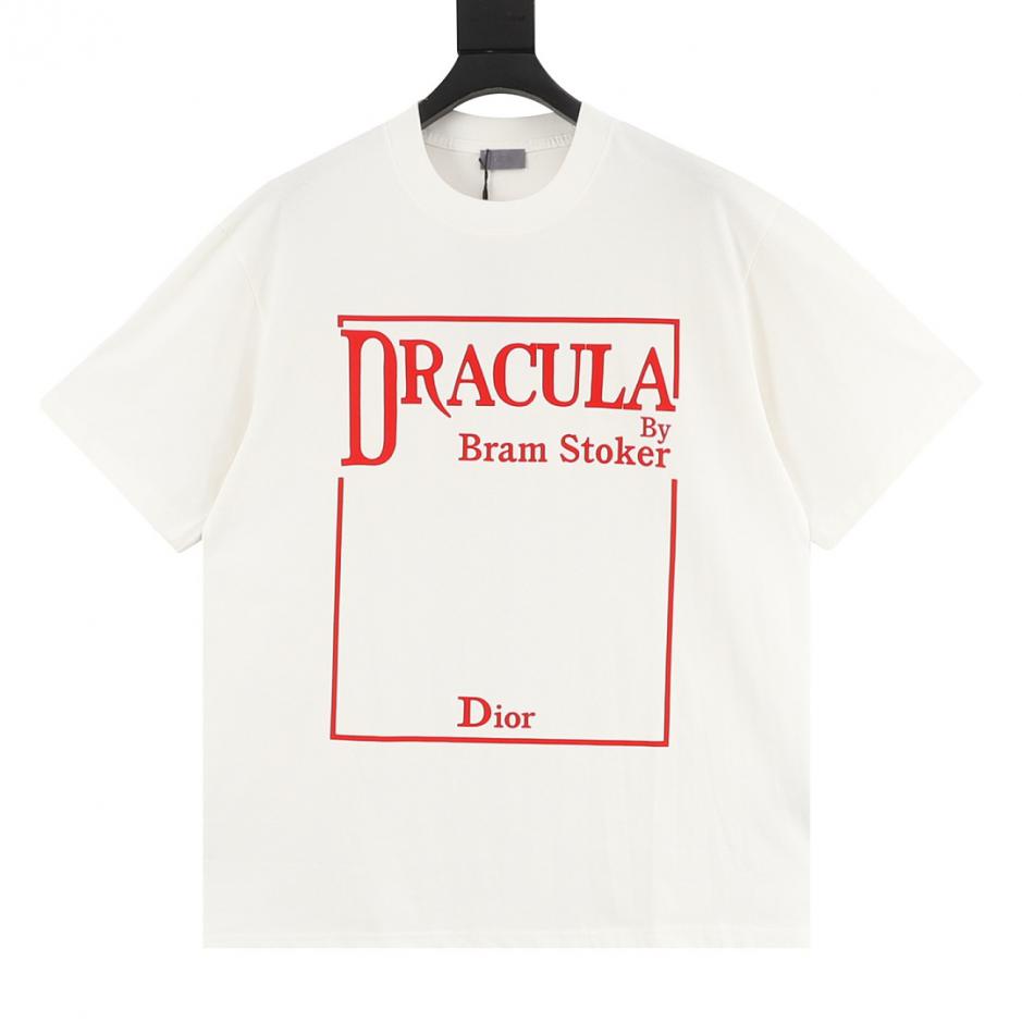 designer,replica,clothing,fake,1:1,lv,luxury,high quality Dior DRACULA Dracula Book Cover with Red Border and Lettering Short-Sleeve T-Shirt (B9XY5) designer,replica,clothing,fake,1:1,lv,luxury,high quality Dior DRACULA Dracula Book Cover with Red Border and Lettering Short-Sleeve T-Shirt (B9XY5)