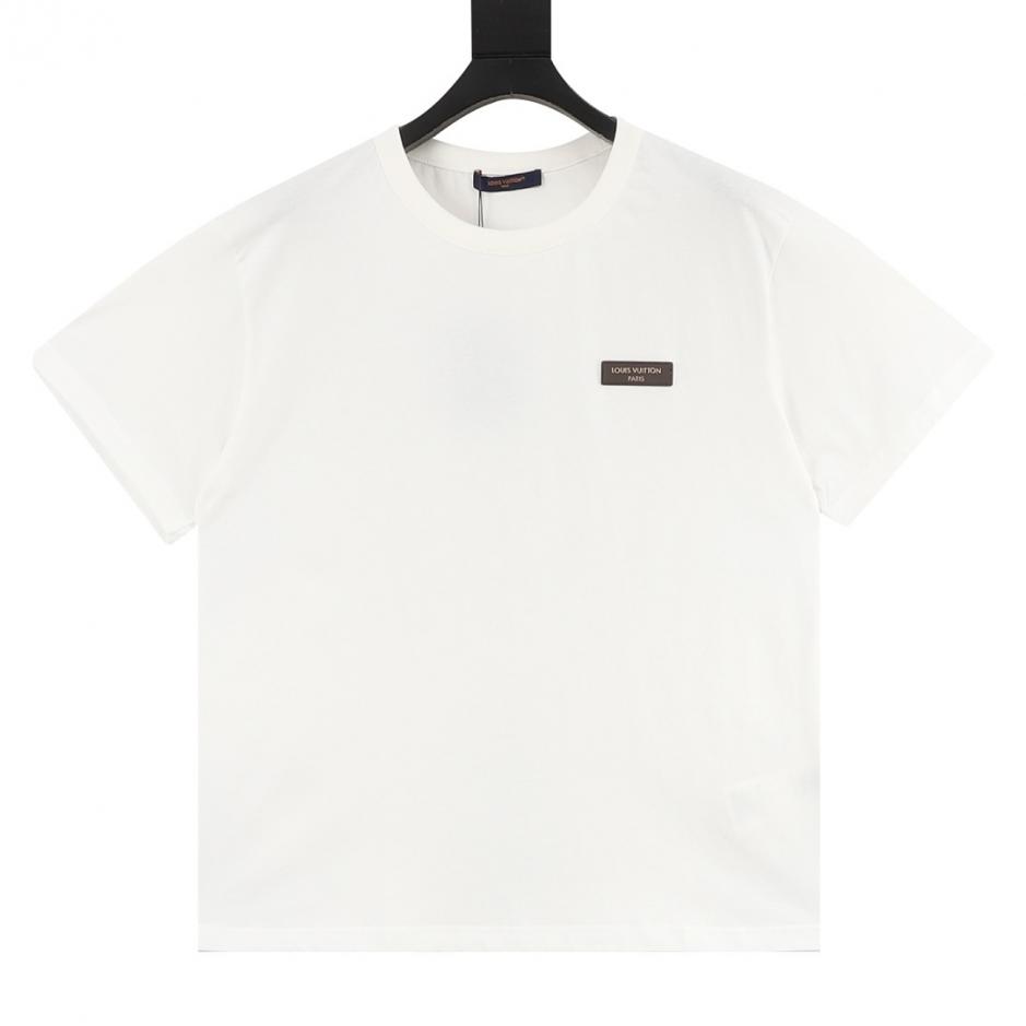 designer,replica,clothing,fake,1:1,lv,luxury,high quality LOUIS VUITTON Short-Sleeve T-Shirt with Leather Chest Label (2BDK8) designer,replica,clothing,fake,1:1,lv,luxury,high quality LOUIS VUITTON Short-Sleeve T-Shirt with Leather Chest Label (2BDK8)