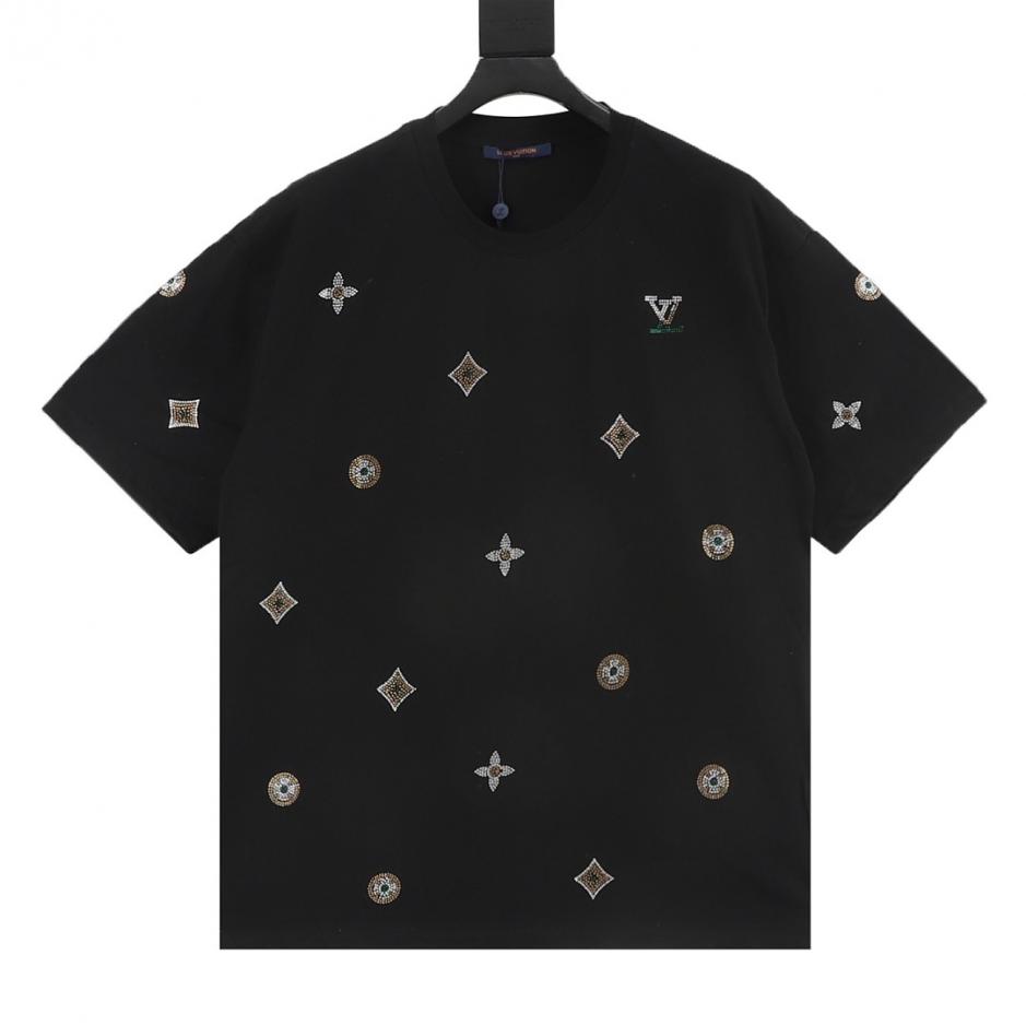 designer,replica,clothing,fake,1:1,lv,luxury,high quality Louis Vuittos Spring Collection Floral Rhinestone Logo Short-Sleeve T-Shirt (SN60D) designer,replica,clothing,fake,1:1,lv,luxury,high quality Louis Vuittos Spring Collection Floral Rhinestone Logo Short-Sleeve T-Shirt (SN60D)